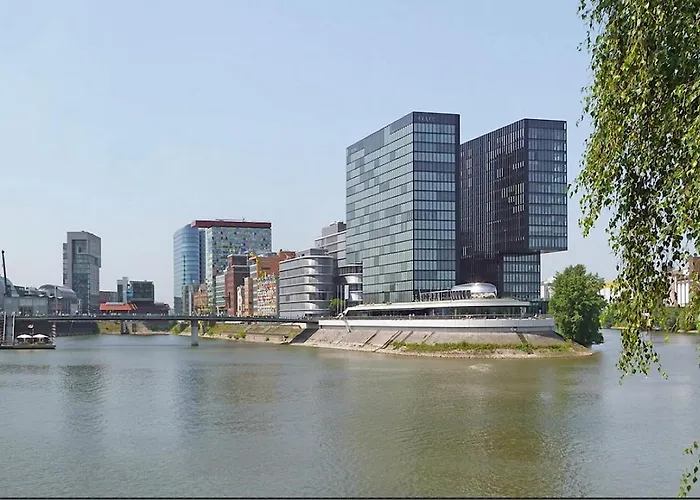 Medienhafen Direkt Am Zentrum Apartamento Düsseldorf